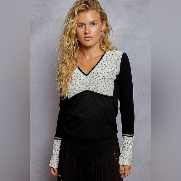 POL “ Weekend Wander “ Floral Thermal Long Sleeve | Black - Picture 1 of 4